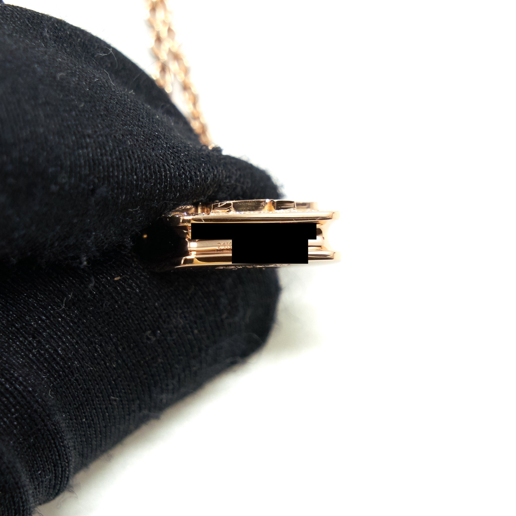 HERMES AMULETTE CONSTANCE PENDANT ROSE GOLD