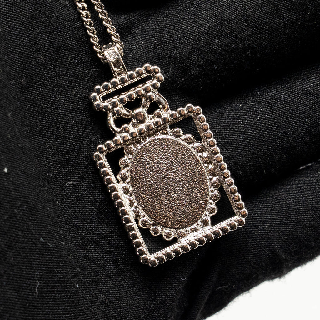 CHANEL NO.5 PERFUME BOTTLE NECKLACE CRYSTAL/LEATHER LIGHT GOLD TONE