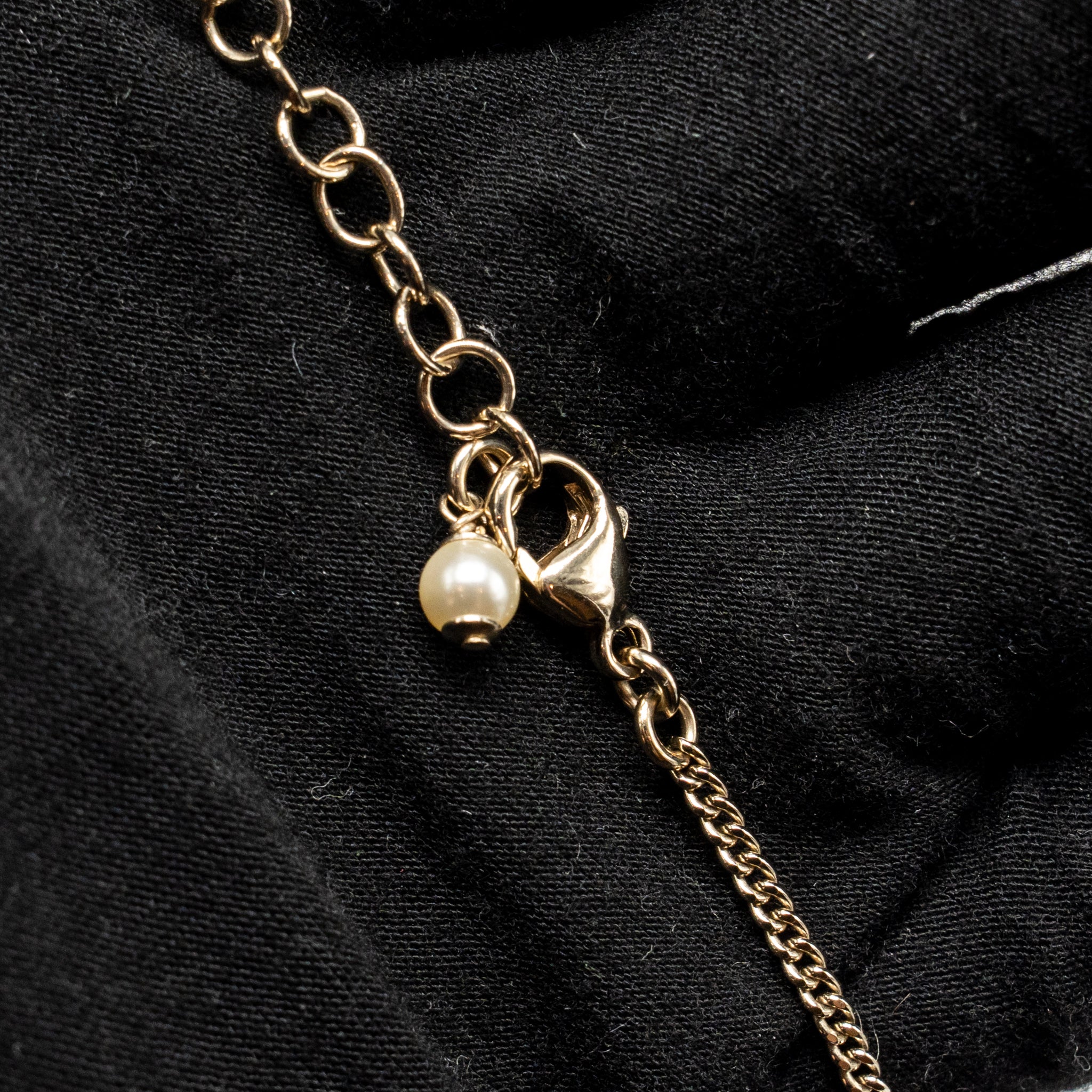 CHANEL MINI PEARL BAG NECKLACE LIGHT GOLD TONE