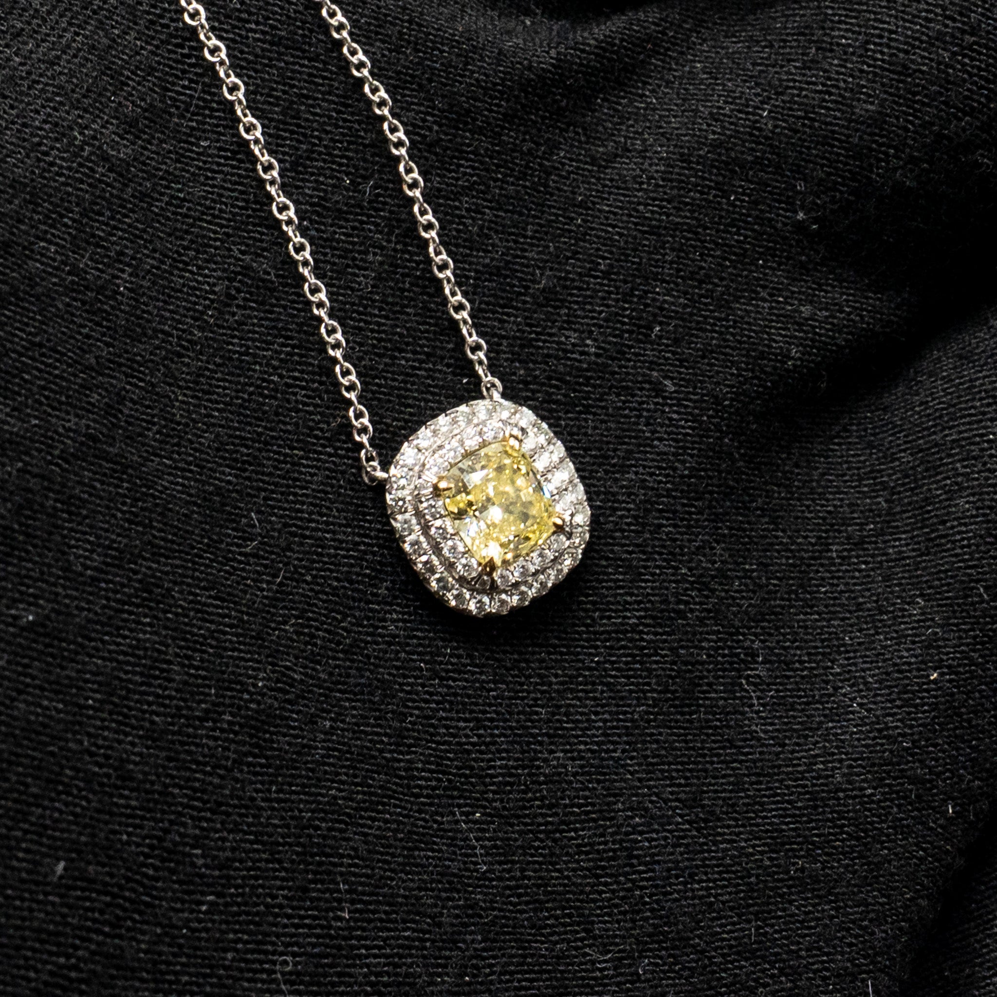 TIFFANY ONE CUSHION DIAMONDS PENDANT PLATINUM/GOLD 0.88CT, FI YELLOW COLOUR VS2