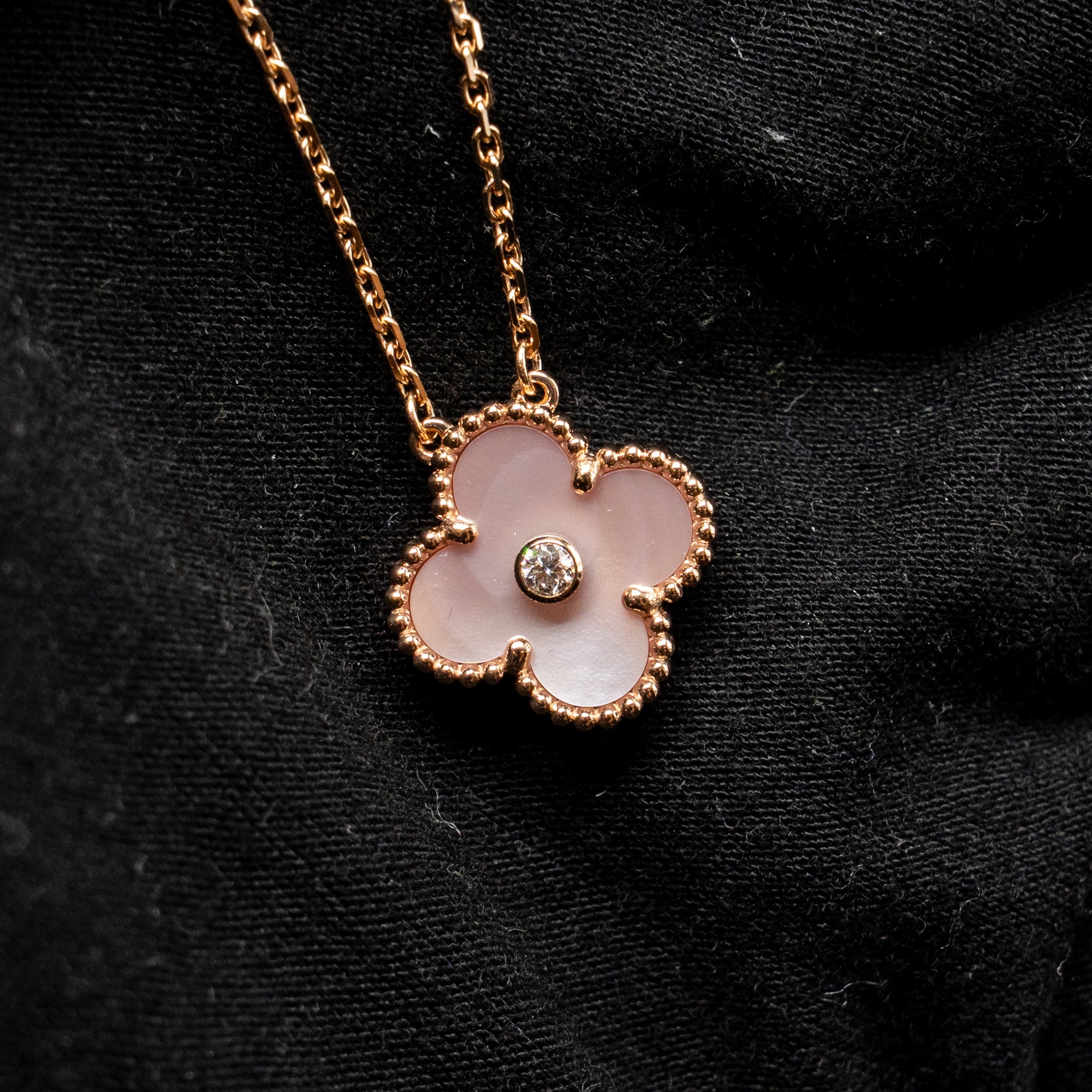 VAN CLEEF & ARPELS 2025 HOLIDAY PENDANT PINK MOTHER OF PEARL ROSE GOLD WITH DIAMOND