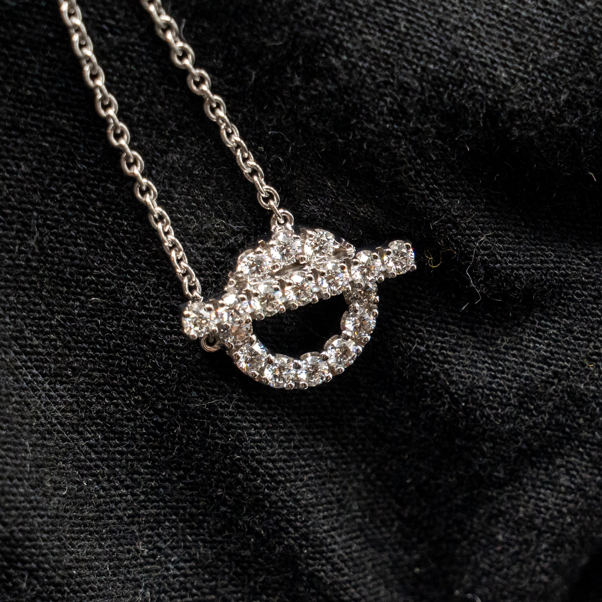 HERMES FINESSE PENDANT WHITE GOLD DIAMONDS