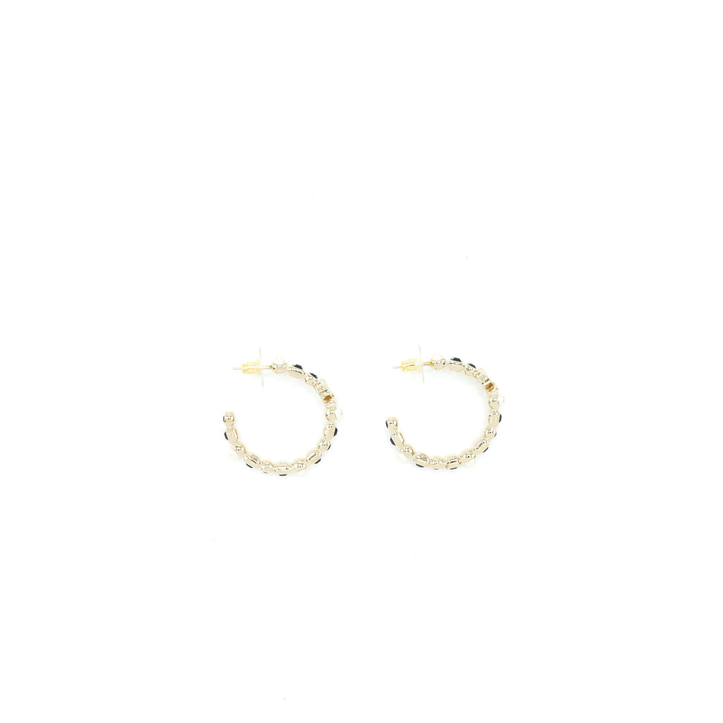 CHANEL ROUND CC BLACK EARRINGS WITH PEARL GHW