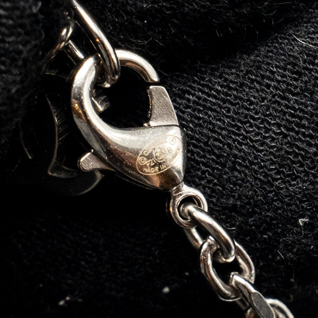 CHANEL 21B CC DROP NECKLACE CRYSTAL SILVER TONE