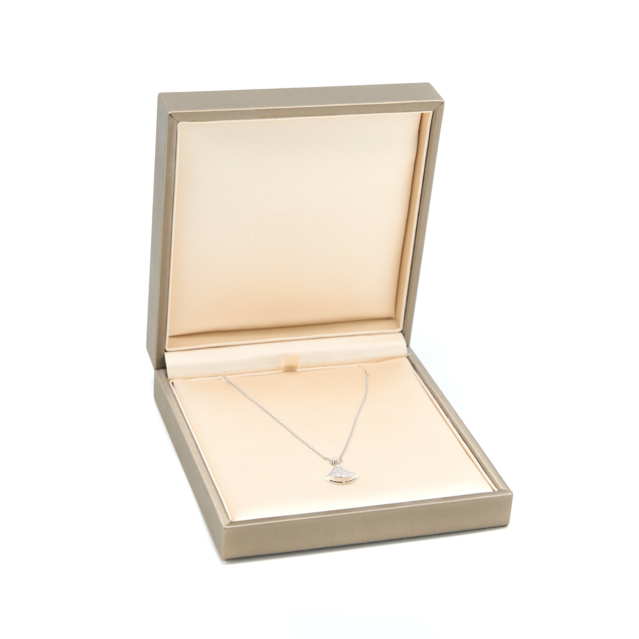 BVLGARI DIVA’S DREAM NECKLACE WHITE GOLD WITH DIAMONDS