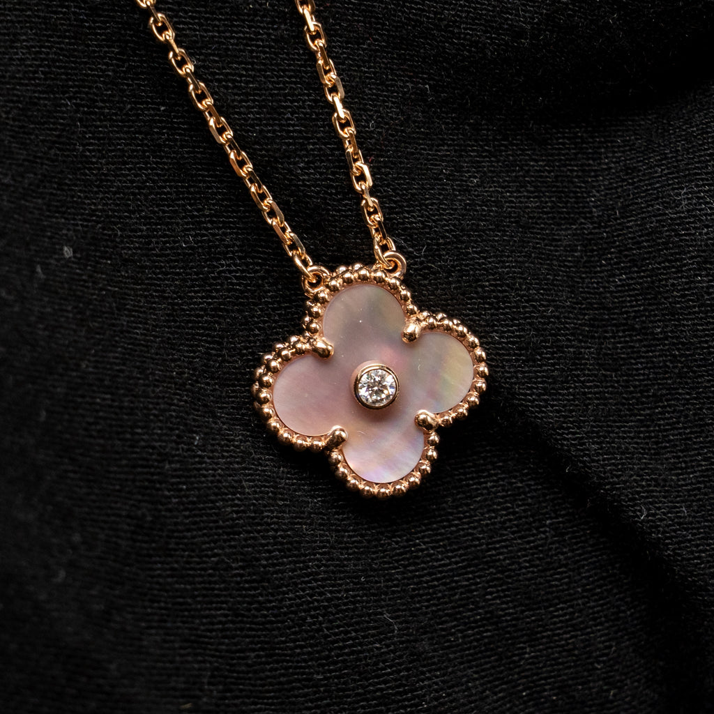 VAN CLEEF AND ARPELS AND ARPELS 2025 HOLIDAY PENDANT PINK MOTHER OF PEARL ROSE GOLD WITH DIAMOND