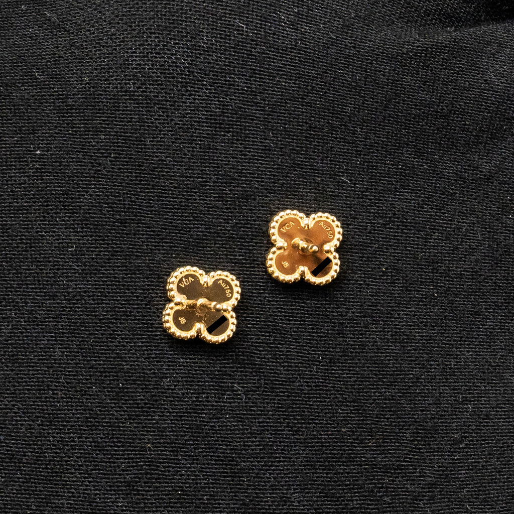 VAN CLEEF & ARPELS SWEET ALHAMBRA EARSTUDS ONYX YELLOW GOLD