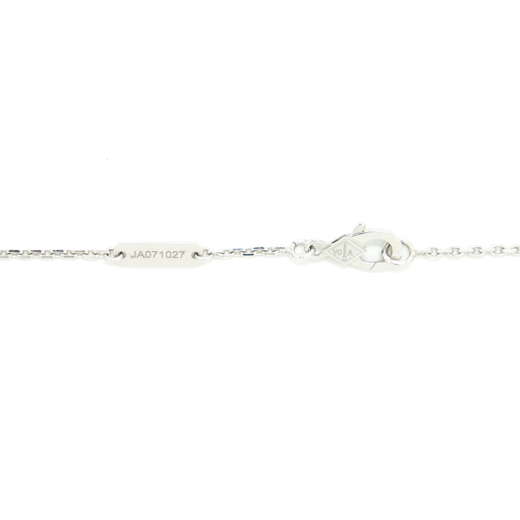 VAN CLEEF AND ARPELS VINTAGE ALHAMBRA PENDANT WHITE GOLD WITH DIMOND