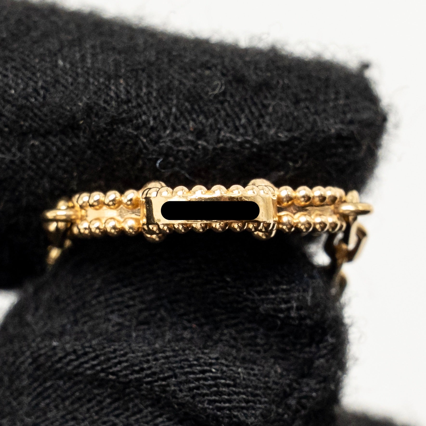 VAN CLEEF & ARPELS VINTAGE ALHAMBRA BRACELET, 5 MOTIFS TIGER EYE YELLOW GOLD