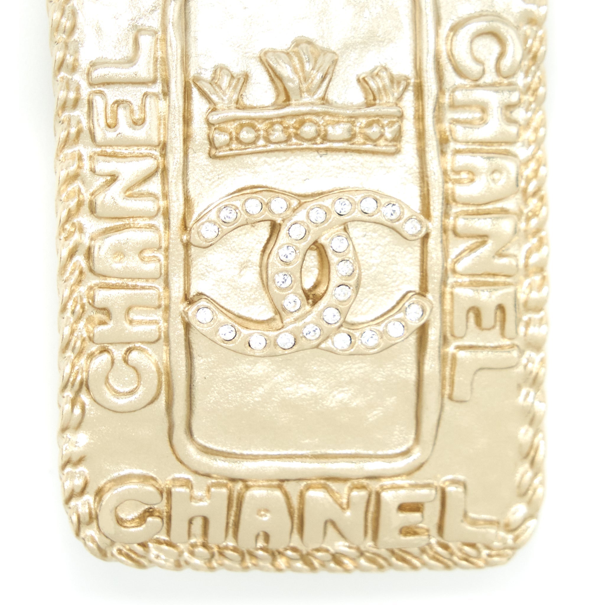 CHANEL CC LOGO AND CROWN METAL PLATE BROOCH BRUSHED LGHW