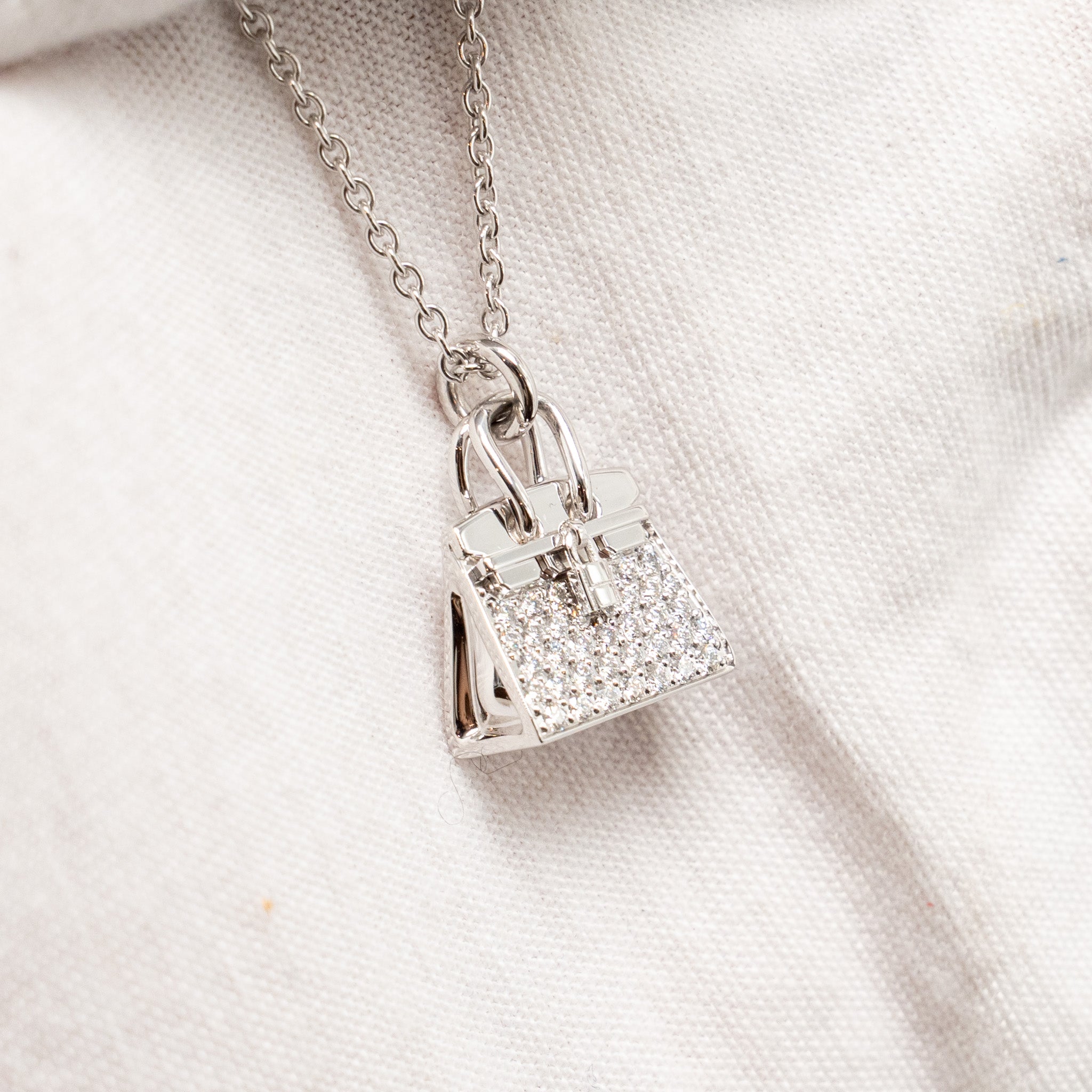 HERMES AMULETTES BIRKIN PENDANT WHITE GOLD/DIAMONDS