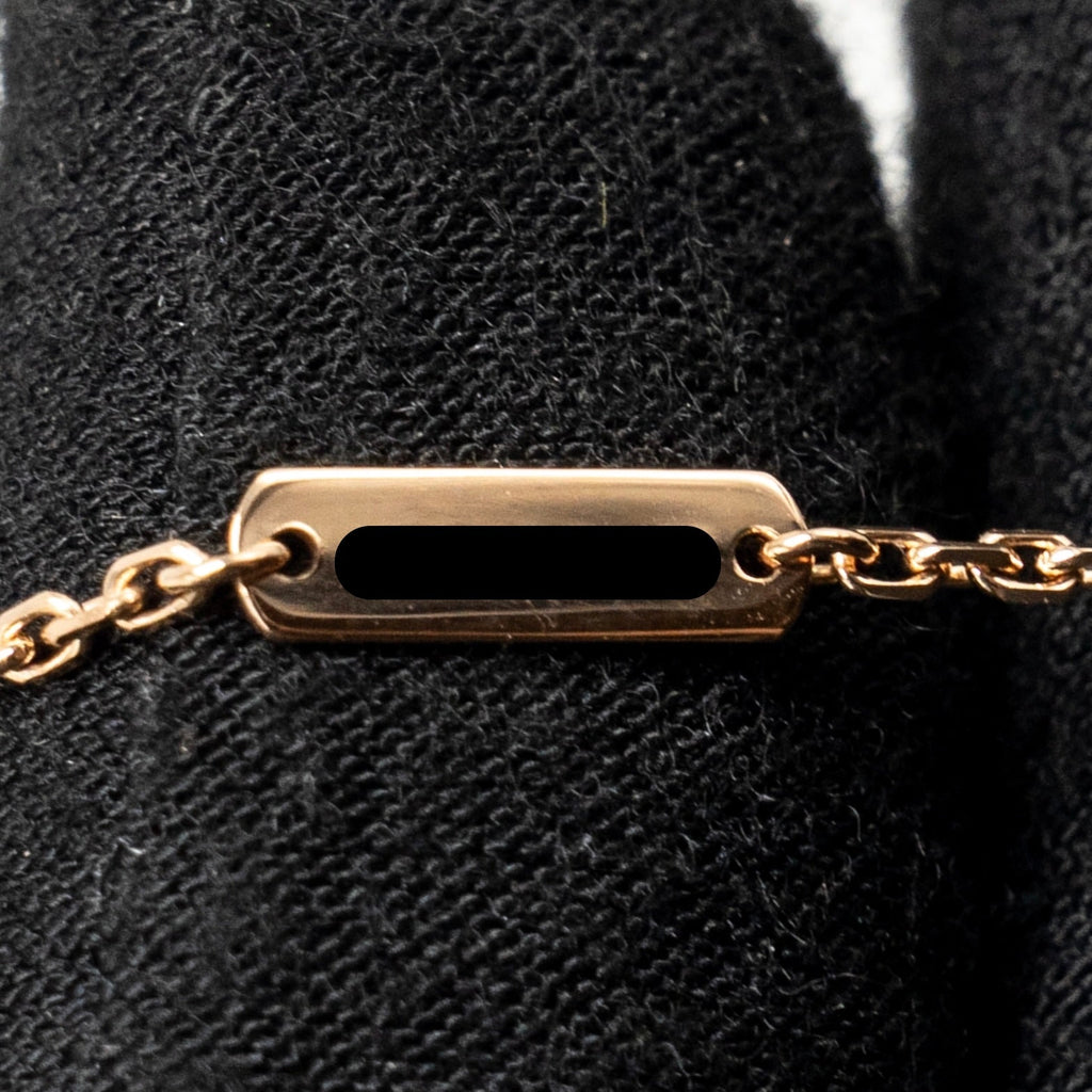 VAN CLEEF & ARPELS 2025 HOLIDAY PENDANT PINK MOTHER OF PEARL ROSE GOLD WITH DIAMOND