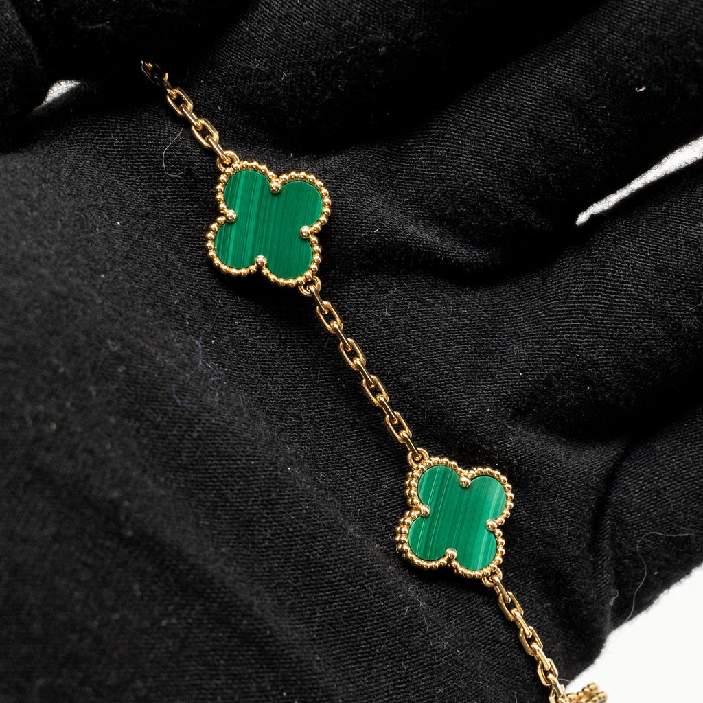 VAN CLEEF AND ARPELS VINTAGE ALHAMBRA BRACELET 5 MOTIF, YELLOW GOLD, MALACHEITE