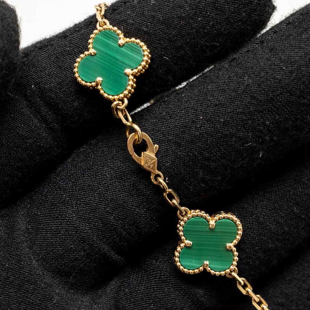 VAN CLEEF AND ARPELS VINTAGE ALHAMBRA BRACELET 5 MOTIF, YELLOW GOLD, MALACHEITE