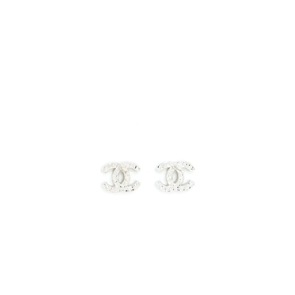 CHANEL CC LOGO NECKLACE/EARRINGS SHW(SELL IN A SET)