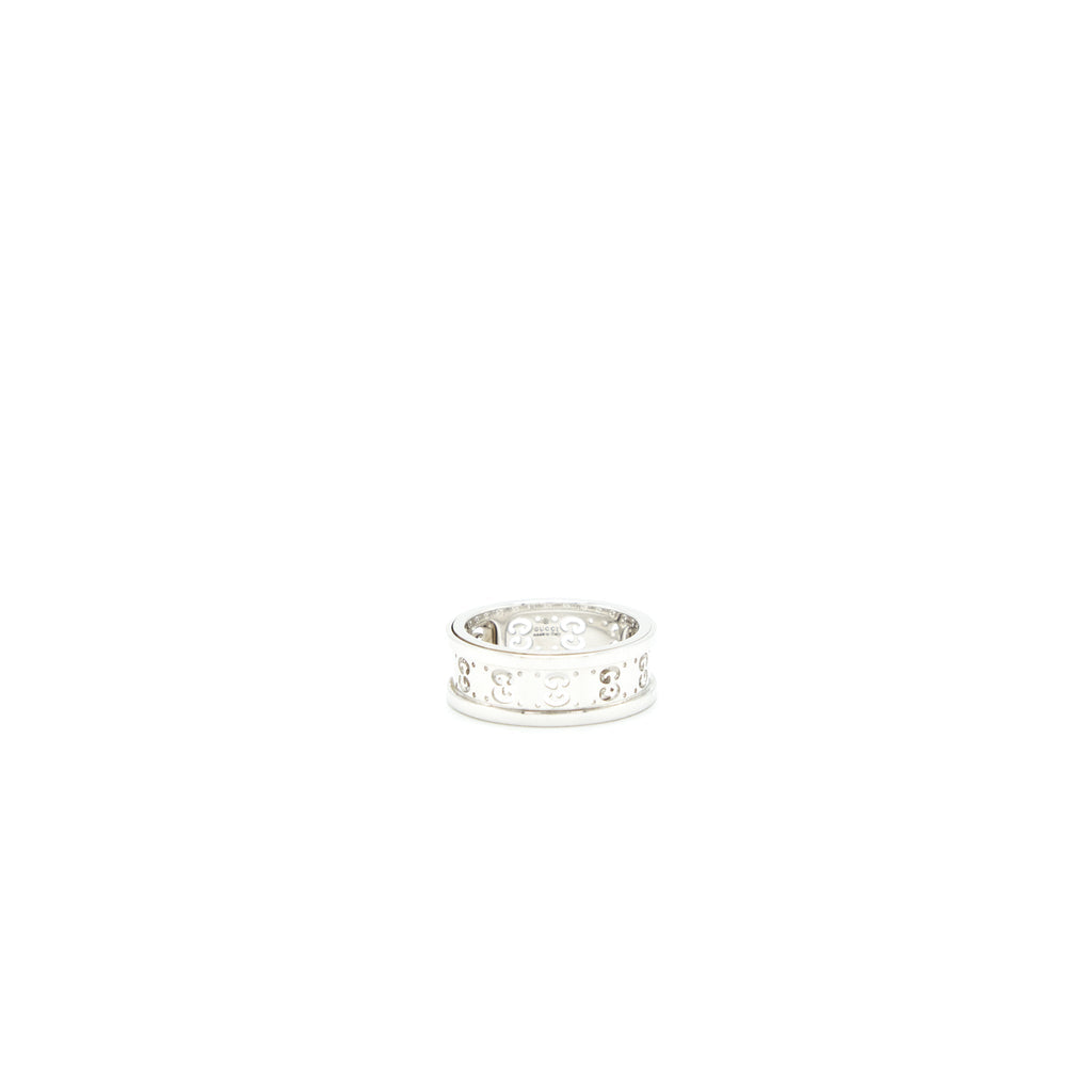 GUCCI GG LOGO RING 18K WHITE GOLD