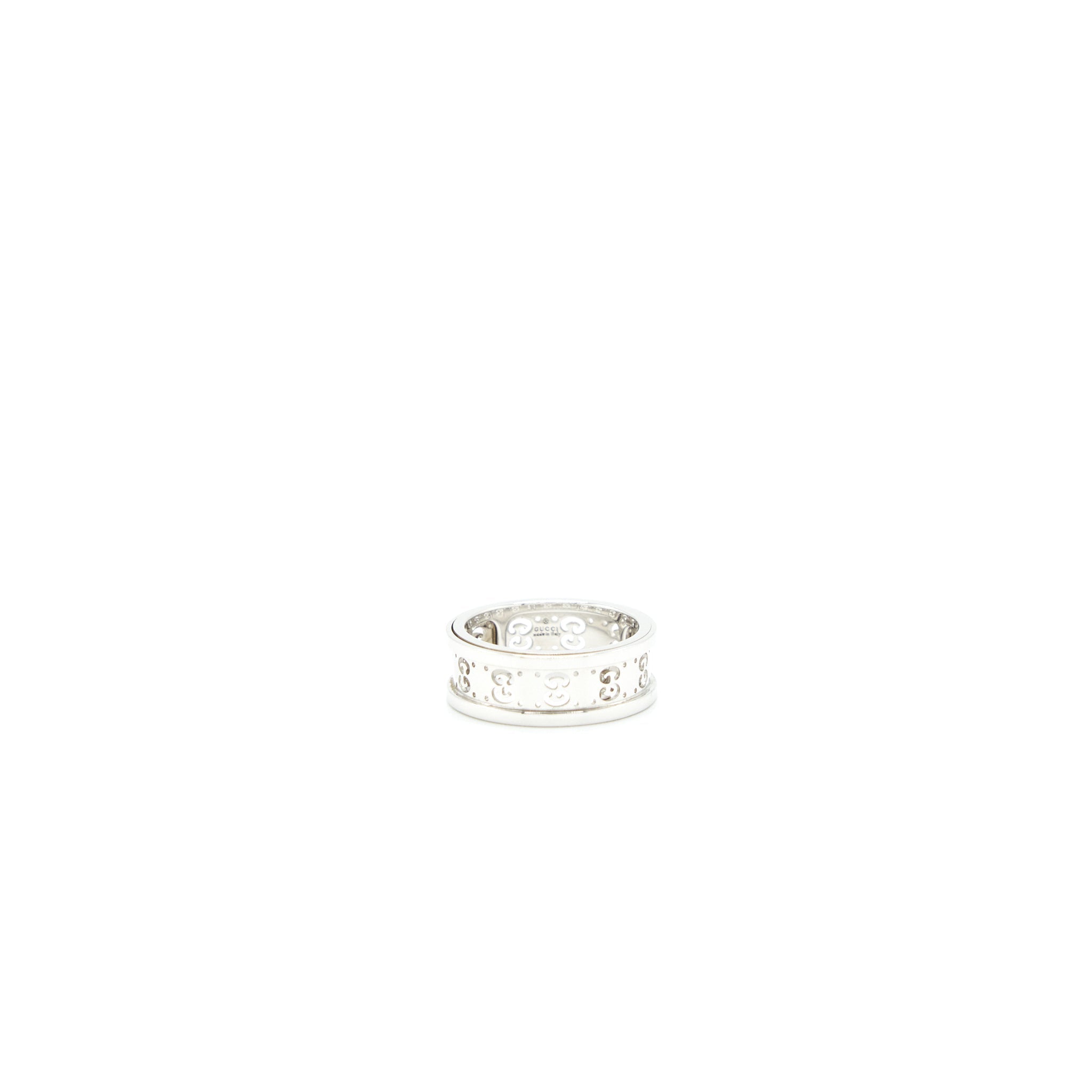GUCCI GG LOGO RING 18K WHITE GOLD