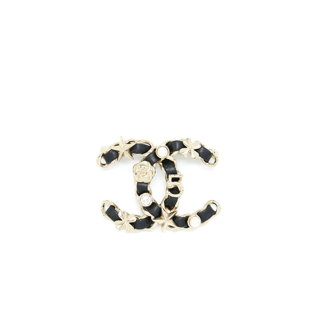 CHANEL 22S CC LOGO CHAIN BROOCH WITH CHARM BLACK LGHW