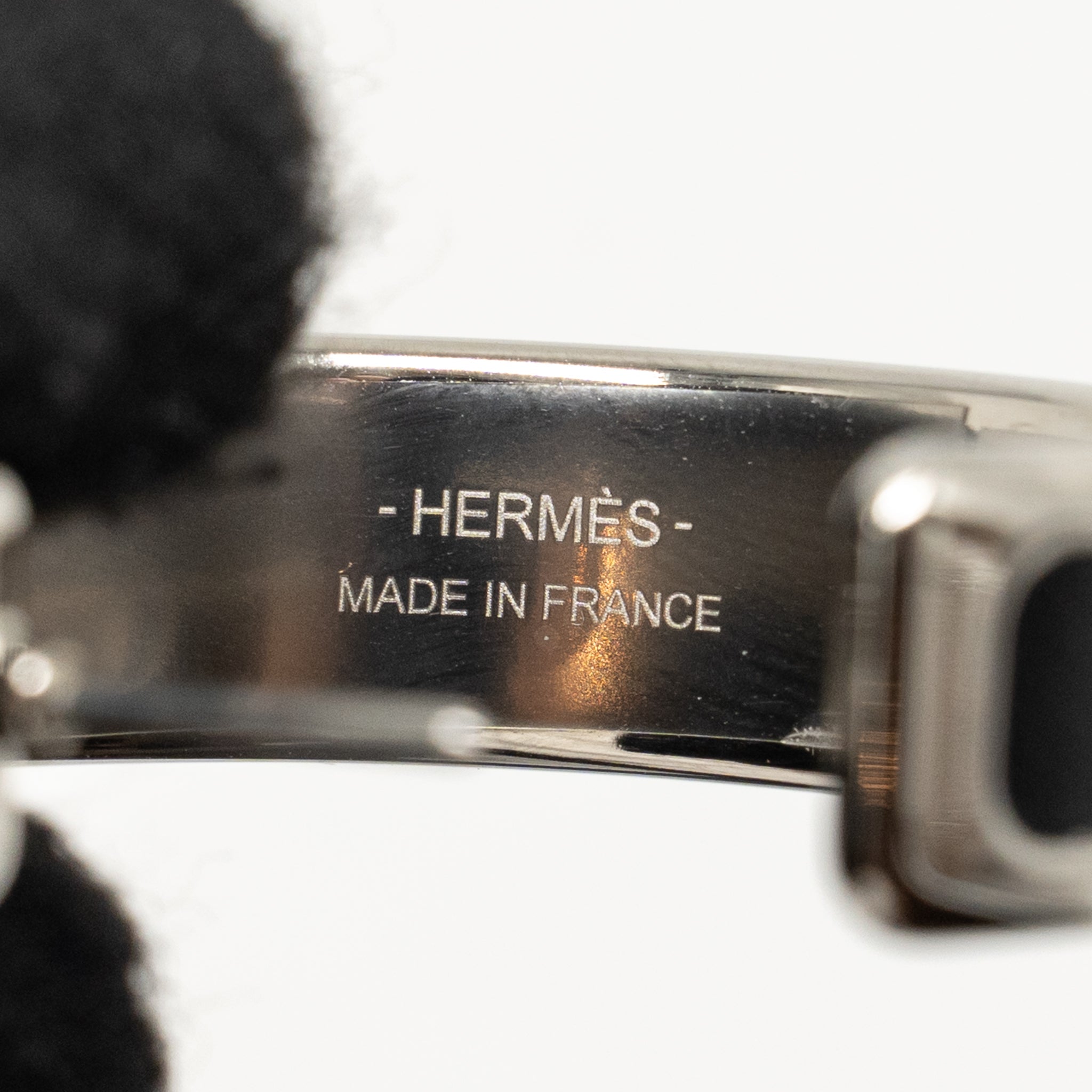 HERMES OLYMPE EARRINGS BLACK SHW