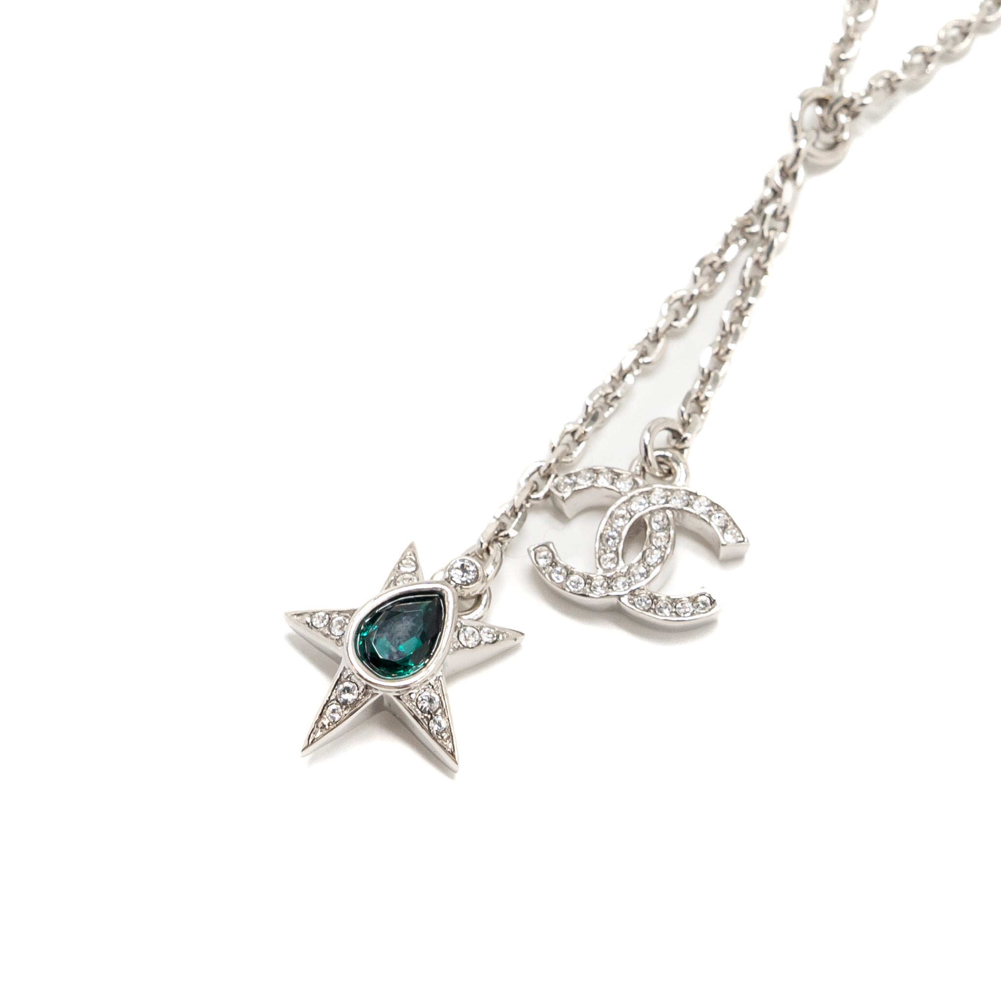 CHANEL CC LOGO/STAR DROP NECKLACE CRYSTAL/PEARL/SILVER TONE