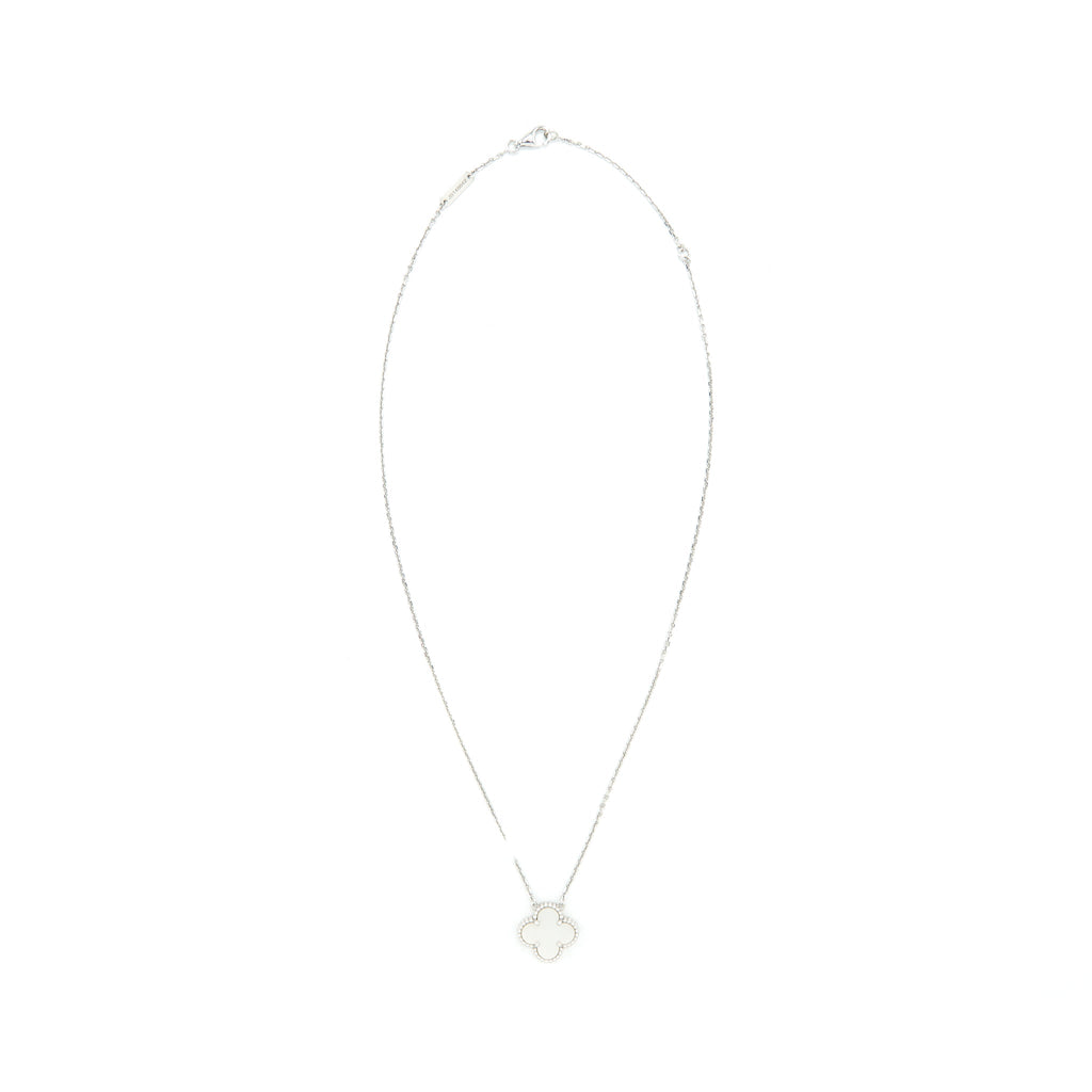 VAN CLEEF AND ARPELS VINTAGE ALHAMBRA PEDENT WHITE GOLD WITH MOTHER OF PEARL