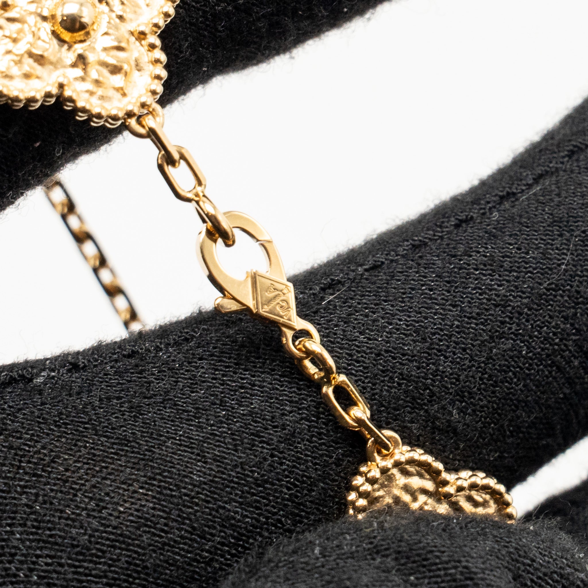 VAN CLEEF & ARPELS VINTAGE ALHAMBRA BRACELET 5 MOTIFS YELLOW GOLD