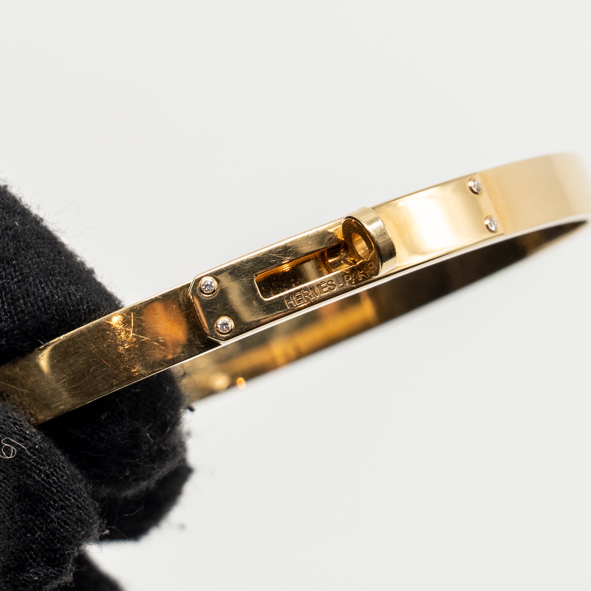 HERMES KELLY BRACELET YELLOW GOLD, 4 DIAMONDS