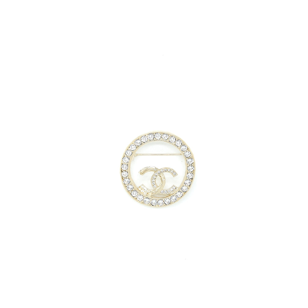 CHANEL ROUND CC LOGO BROOCH CRYSTAL LIGHT GOLD TONE