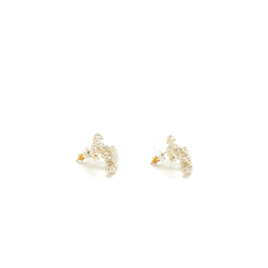 CHANEL CC LOGO CRYSTAL EARRING LGHW