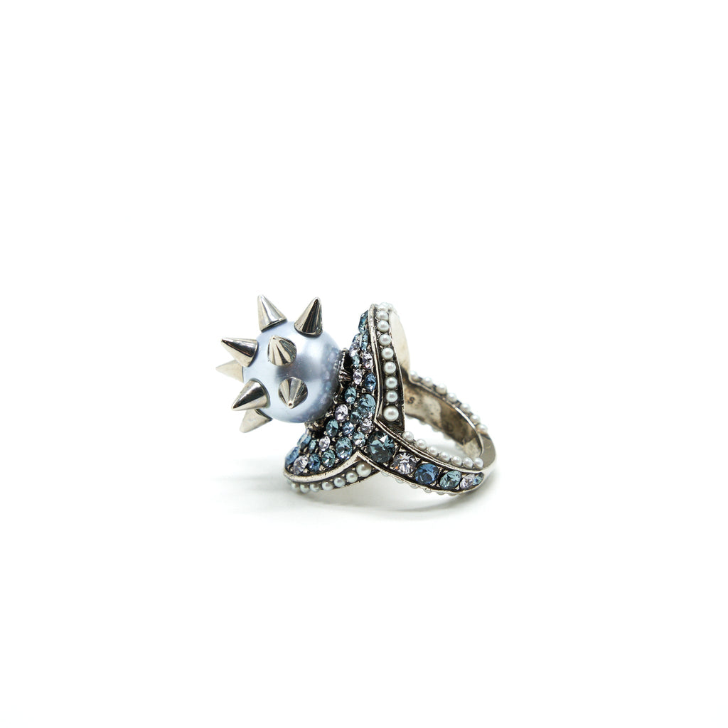 GUCCI CRYSTAL AND PEARLS RING