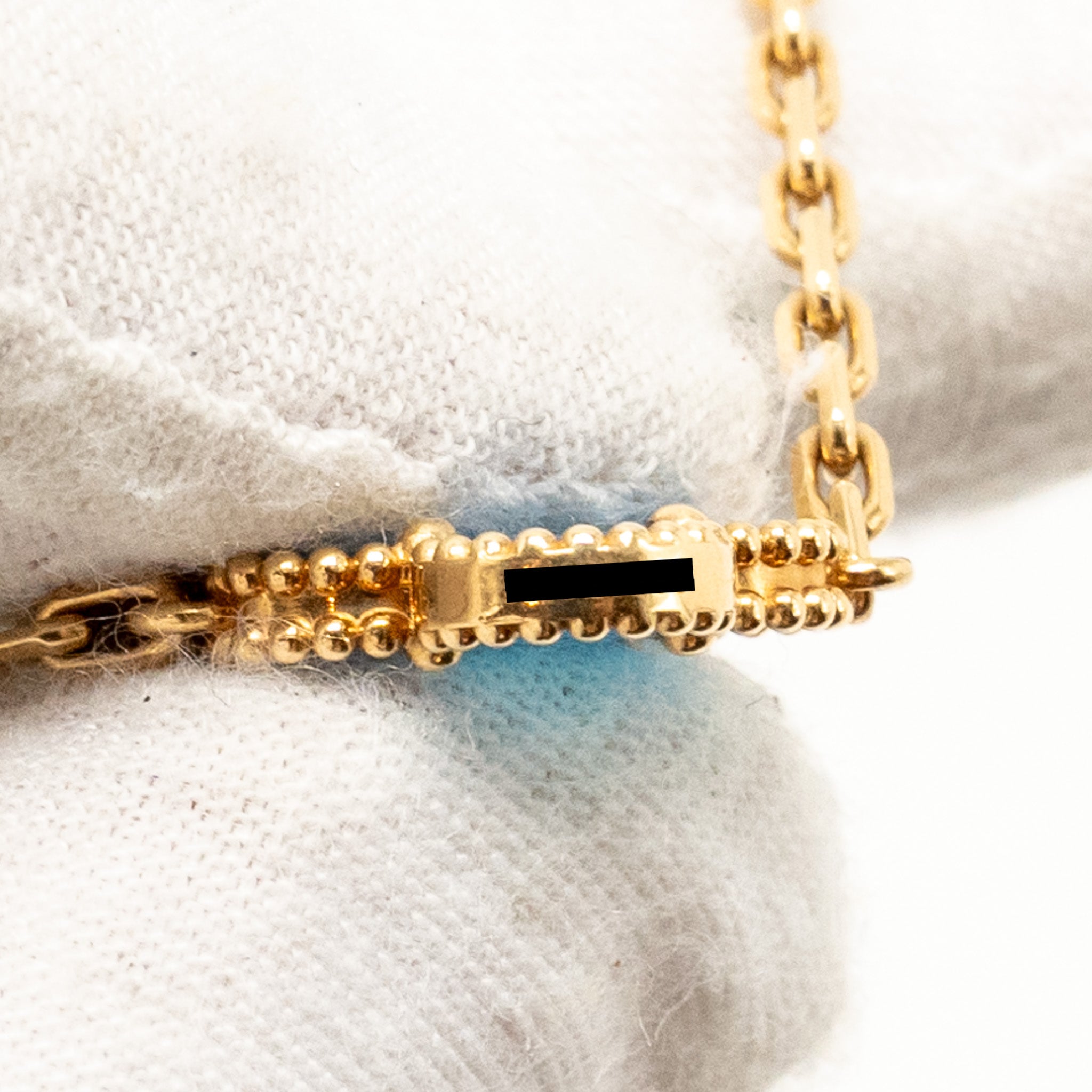 VAN CLEEF & ARPELS VINTAGE ALHAMBRA NECKLACE, 10 MOTIFS YELLOW GOLD/BLUE AGATE