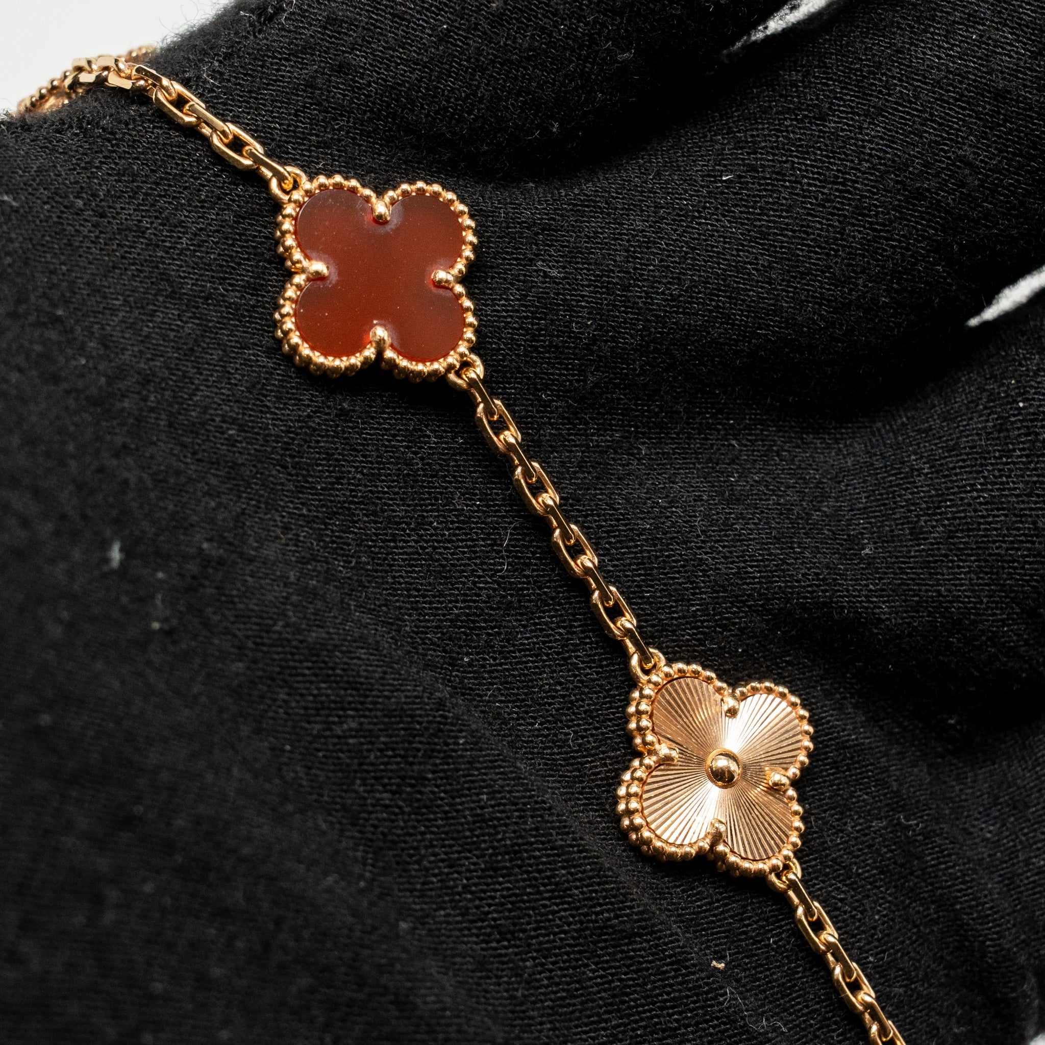 VAN CLEEF AND ARPELS VINTAGE ALHAMBRA BRACELET 5 MOTIF 18K ROSE GOLD / CARNELIAN