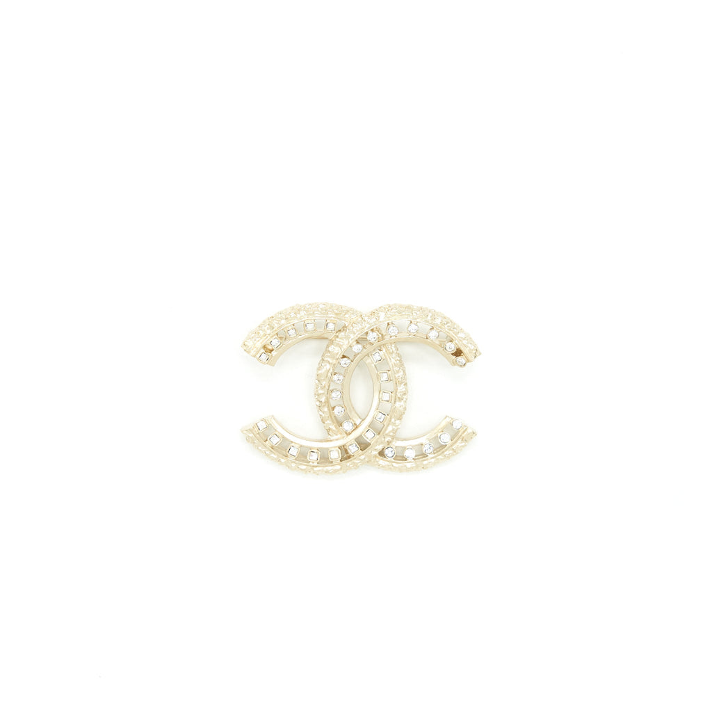 CHANEL 22P CC BROOCH WITH CRYSTALS GOLD TONE
