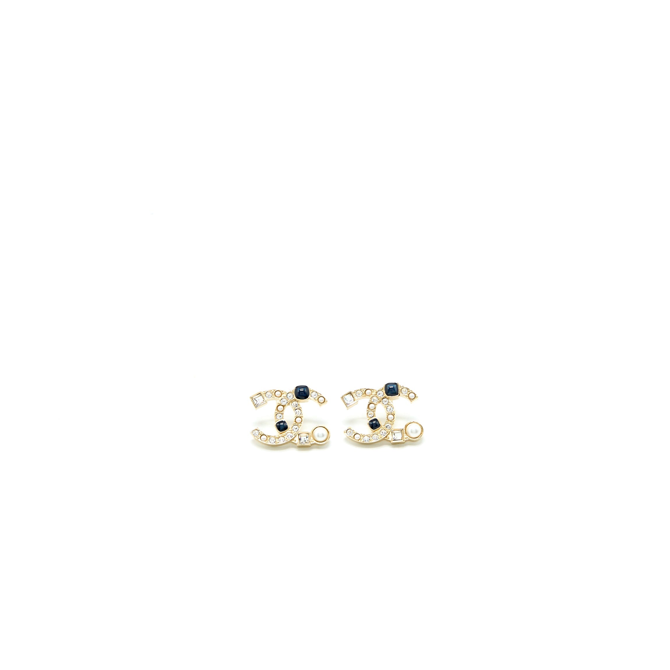 CHANEL CC LOGO CRYSTAL EARRINGS LGHW