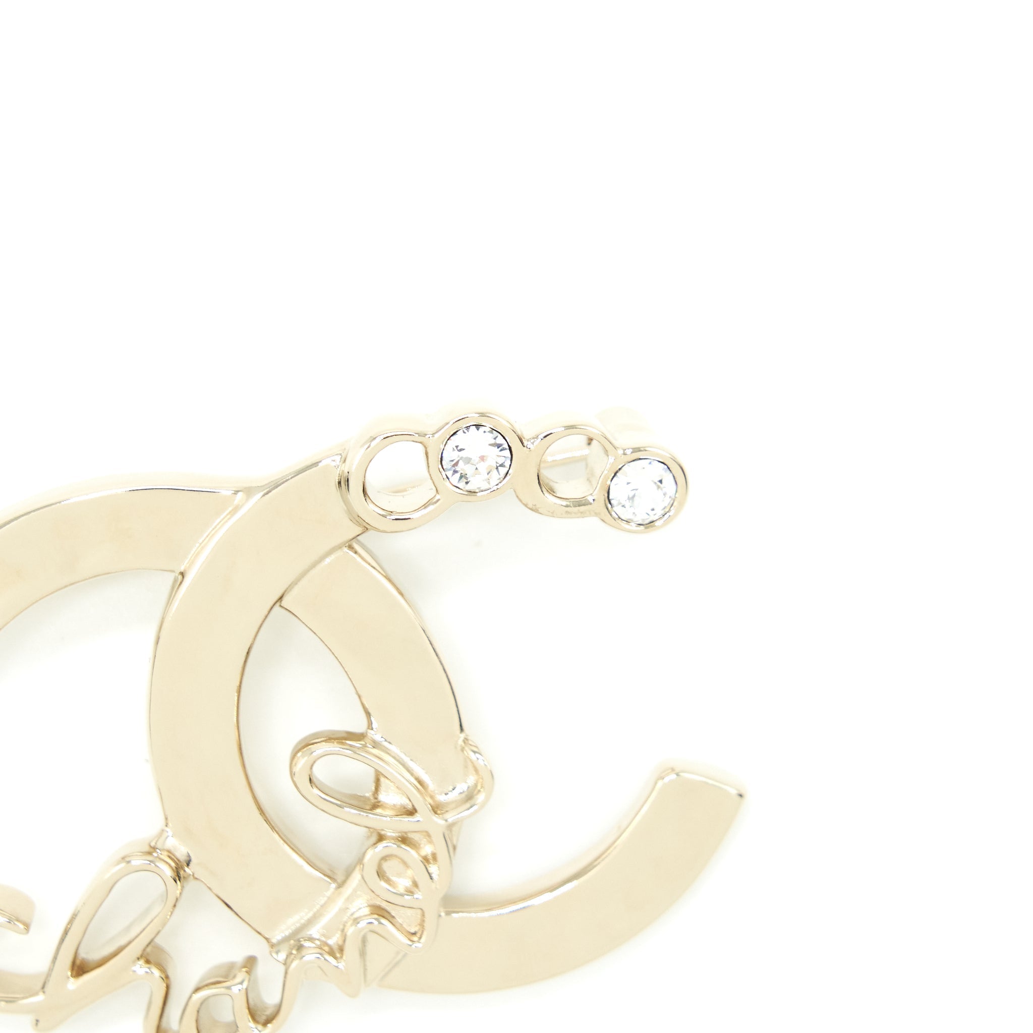 CHANEL CC LETTER AND COCO BROOCH LIGHT GOLD TONE