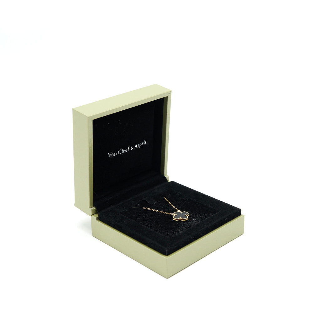 VAN CLEEF & ARPELS VINTAGE ALHAMBRA ONYX AND YELLOW GOLD NECKLACE