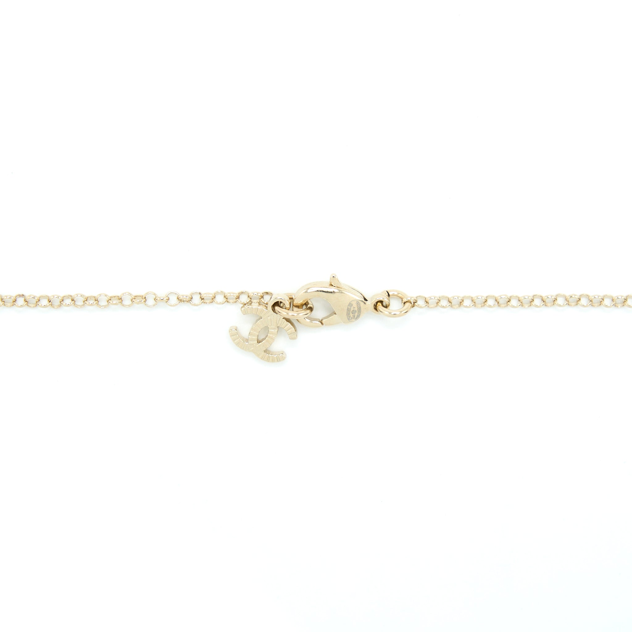 CHANEL HEART NECKLACE LIGHT GOLD TONE