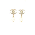 CHANEL CC LOGO CRYSTAL WITH PEARL DROP EARRING LGHW