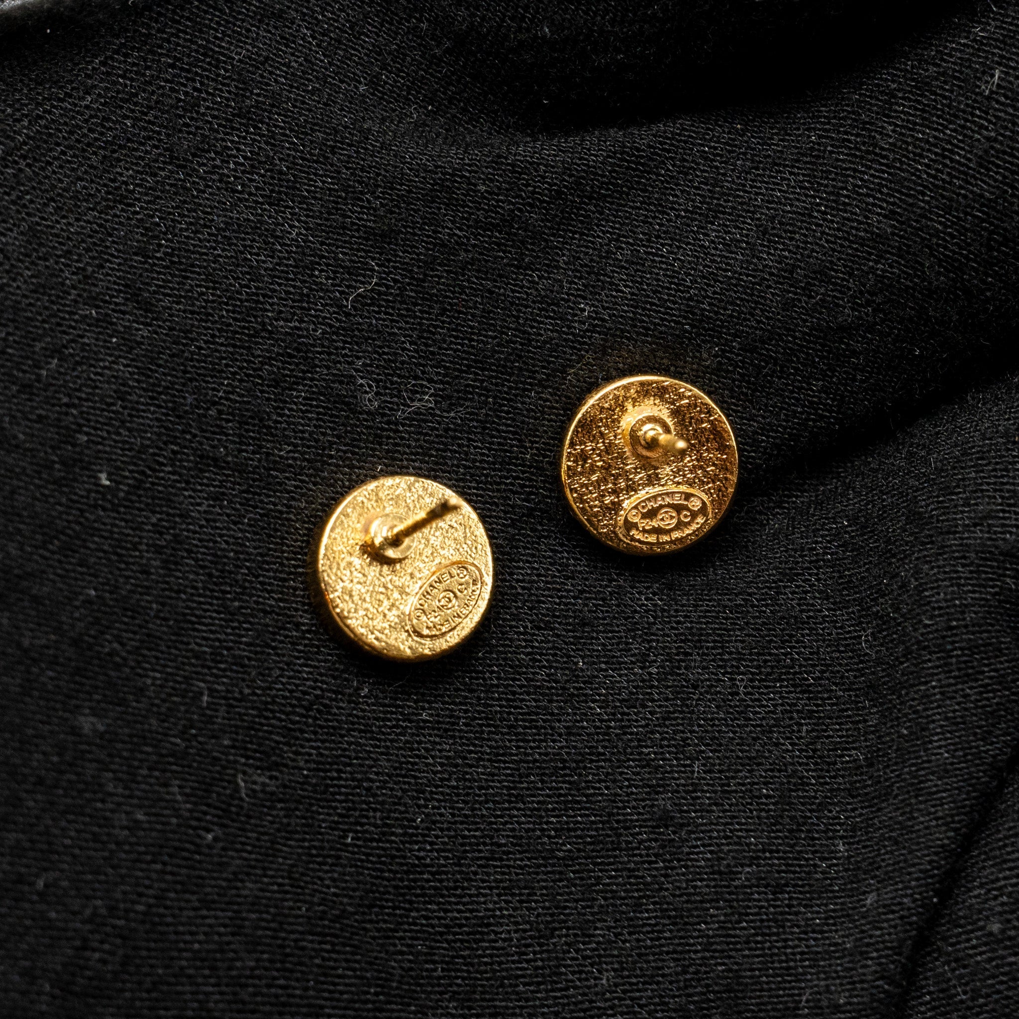 CHANEL MINI ROUND CC LOGO EARRINGS GOLD TONE