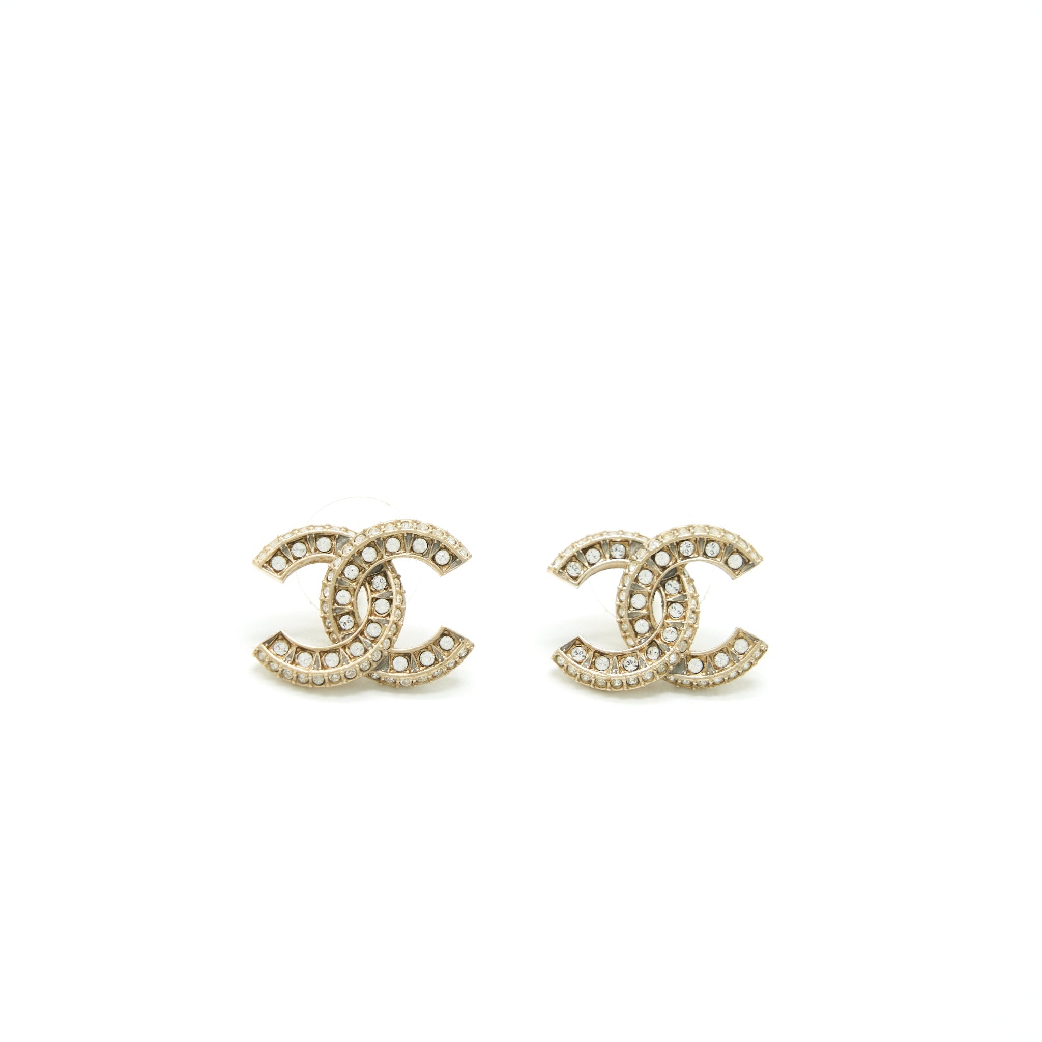CHANEL ROUND AND CC LOGO EARRING LIGHT GOLD TONE