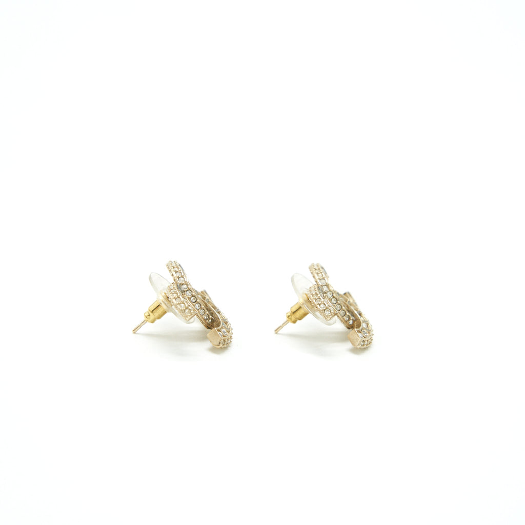 CHANEL ROUND AND CC LOGO EARRING LIGHT GOLD TONE