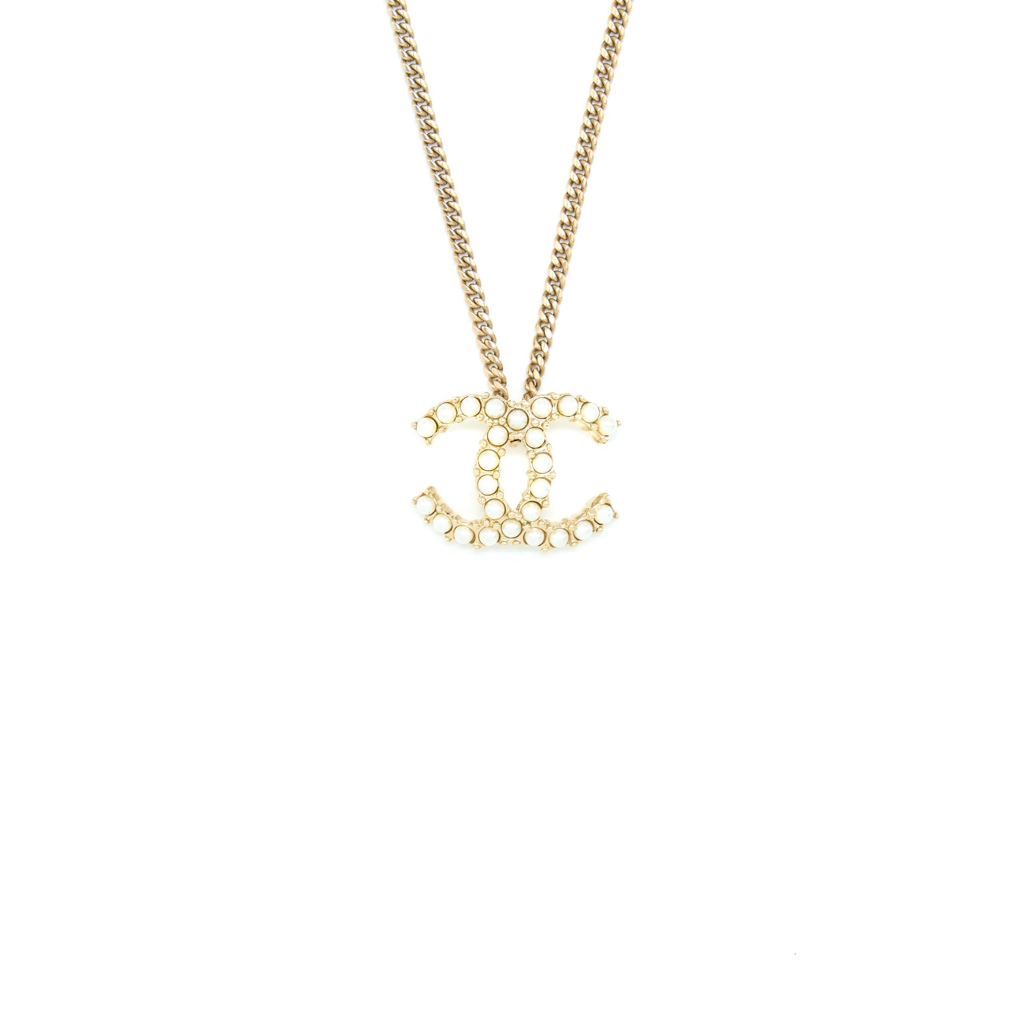 CHANEL PEARL CC LOGO NECKLACE GOLD TONE