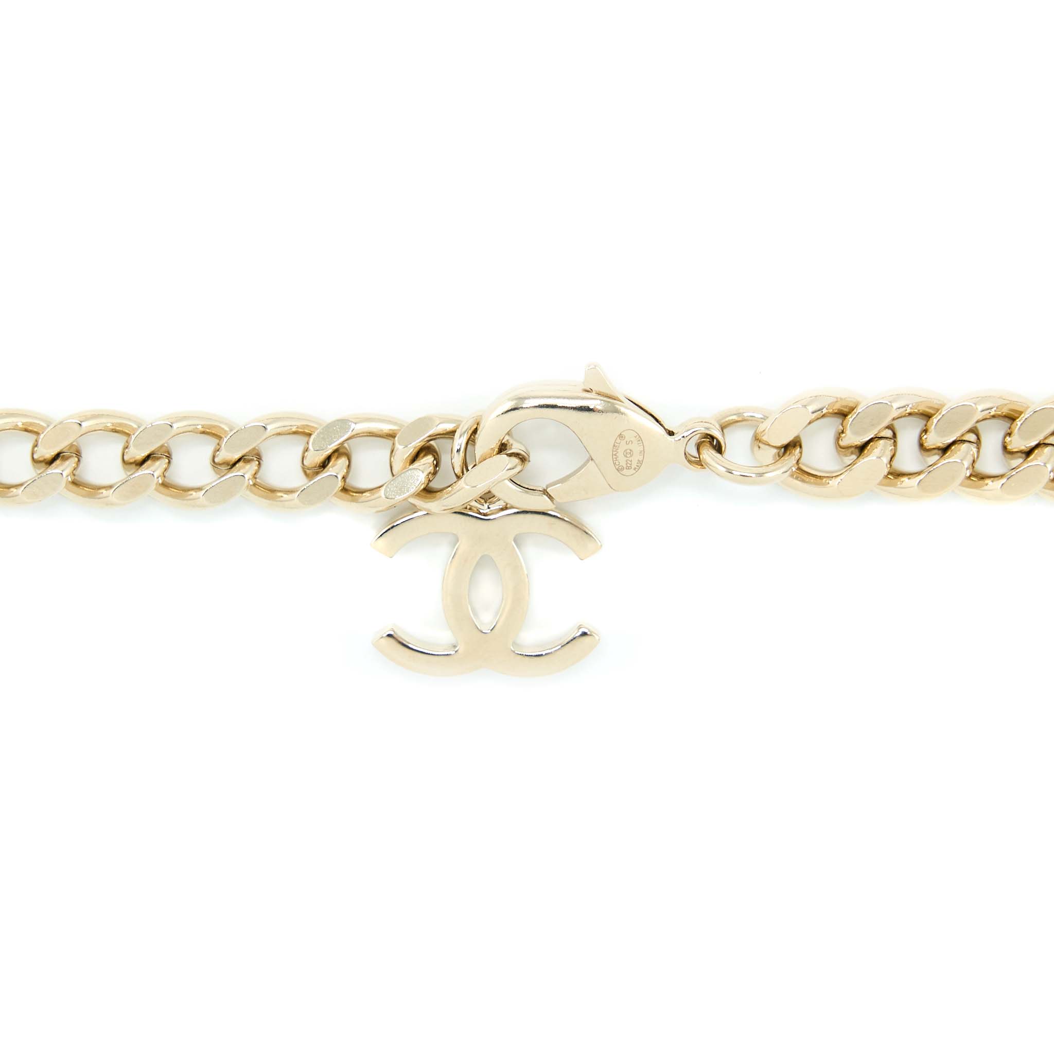 CHANEL LETTER/CC LOGO CHOKER ENAMEL LIGHT GOLD TONE