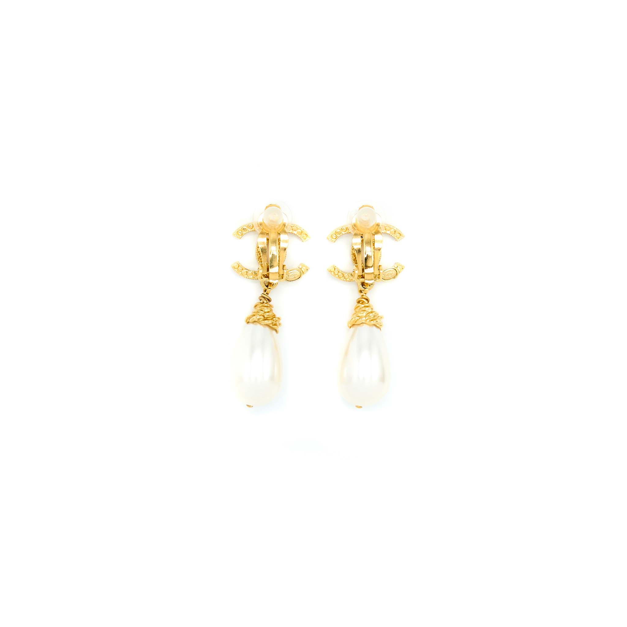 CHANEL CC LOGO CRYSTAL WITH PEARL DROP EAR CLIP GOLD TONE