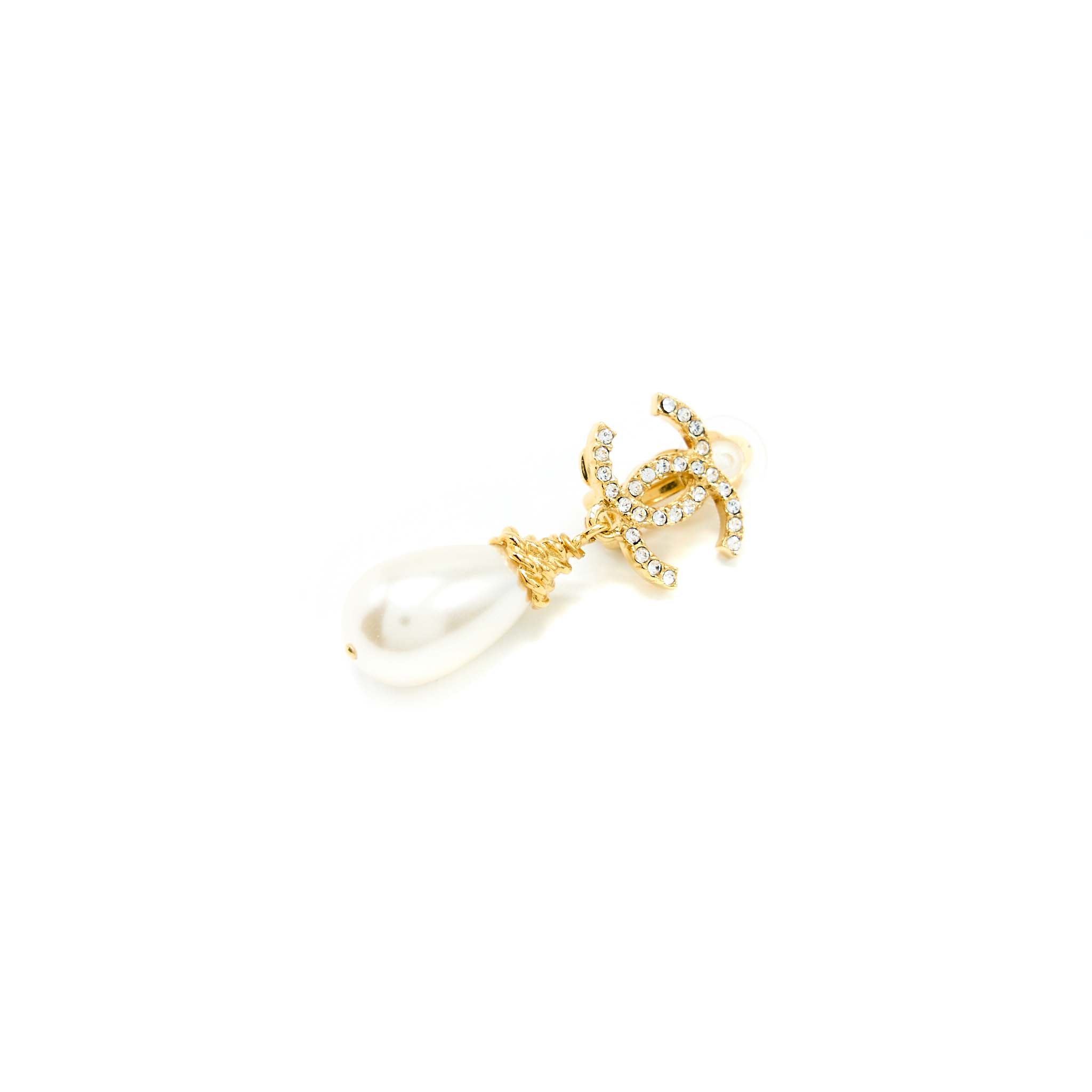 CHANEL CC LOGO CRYSTAL WITH PEARL DROP EAR CLIP GOLD TONE