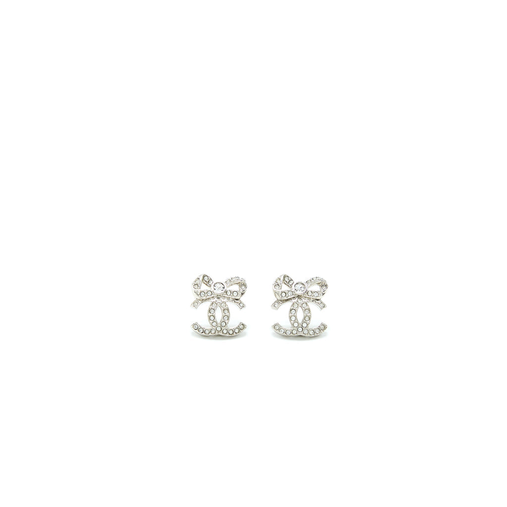 CHANEL CC LOGO AND BOW EARRINGS SILVER TONE