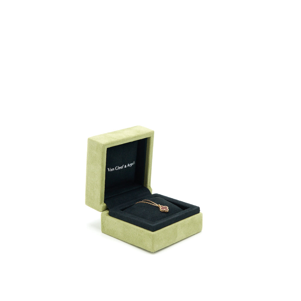VAN CLEEF & ARPELS SWEET ALHAMBRA PENDANT ROSE GOLD CARNLIAN