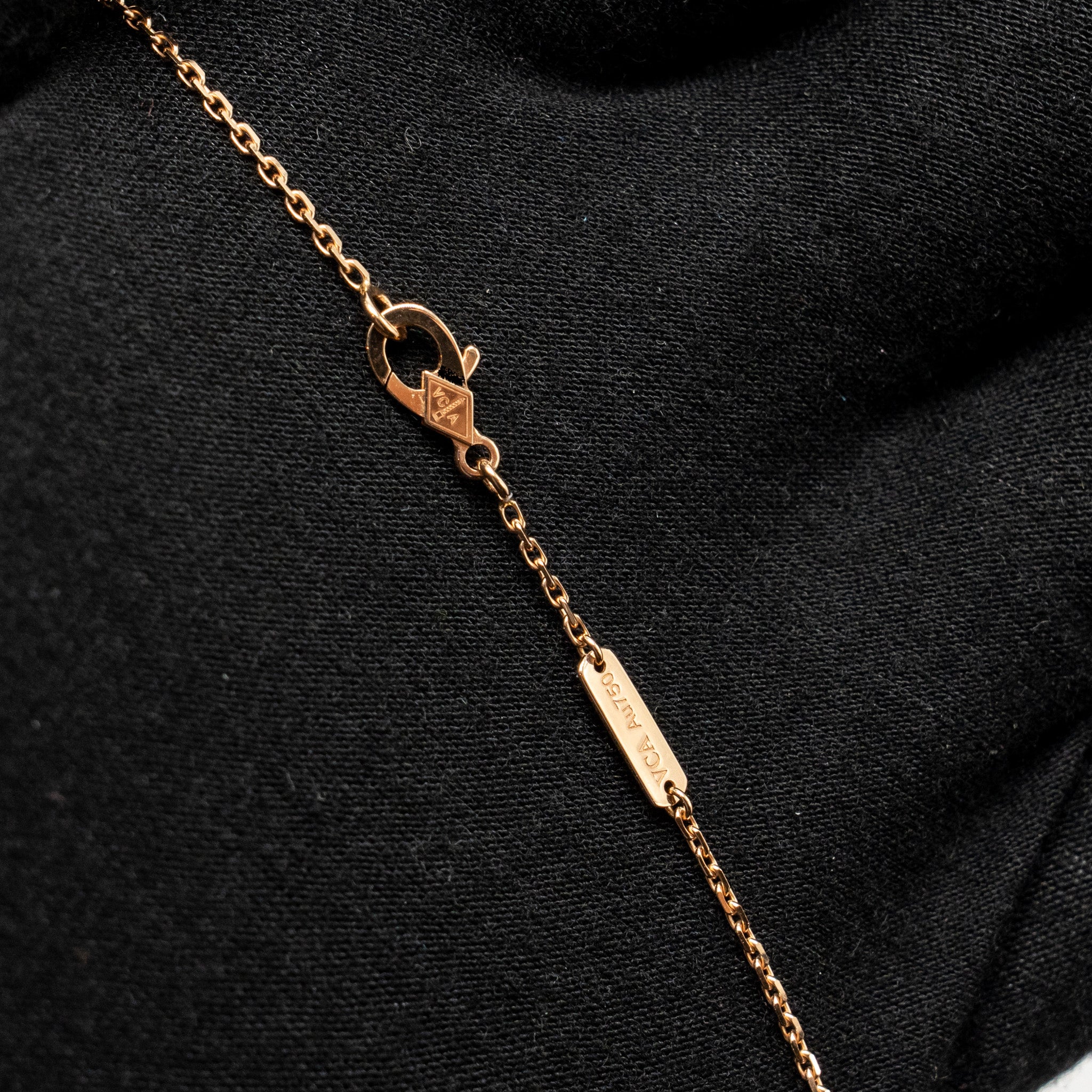 VAN CLEEF AND ARPELS 2023 HOLIDAY LIMITED PENDANT SILVER OBSIDIAN / ROSE GOLD / DIAMOND