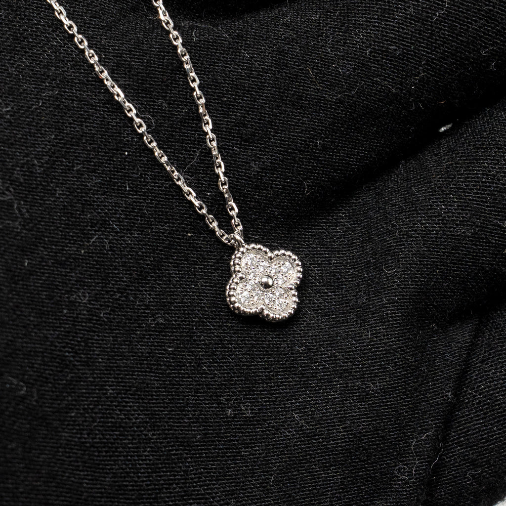 VAN CLEEF & ARPELS SWEET ALHAMBRA PENDANT WHITE GOLD DIAMONDS