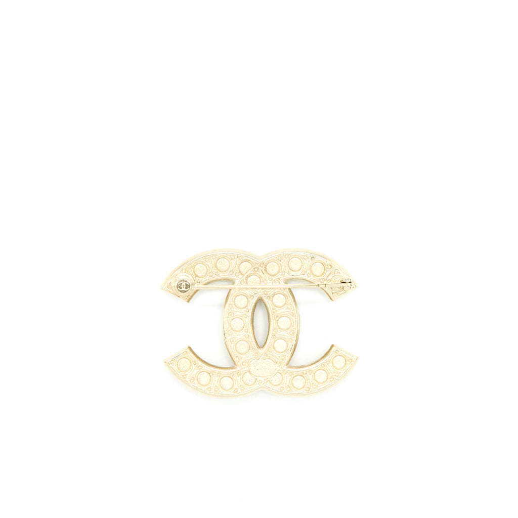 CHANEL 21P GLASS PEARLS/CRYSTAL BROOCH